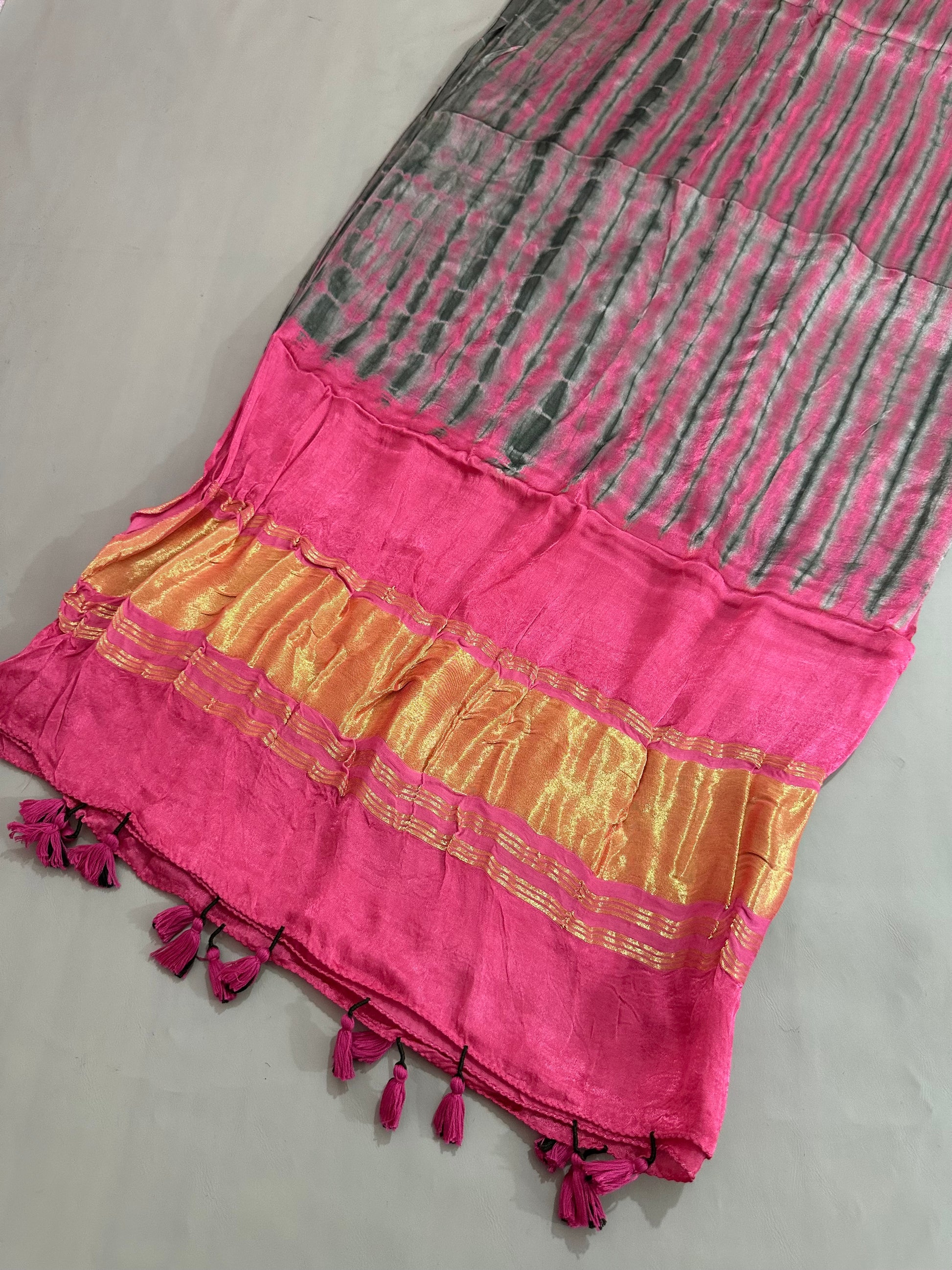 Gulnaar” Modal Silk Tie-Dye Suit Set