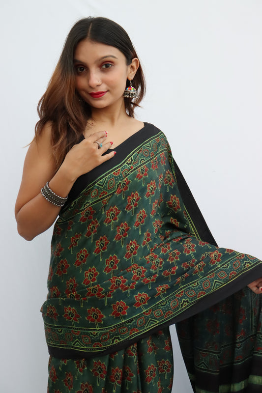 GREEN AJRAKH HAND BLOCK PRINTED MODAL SILK SAREE WITH ZARI PALLU